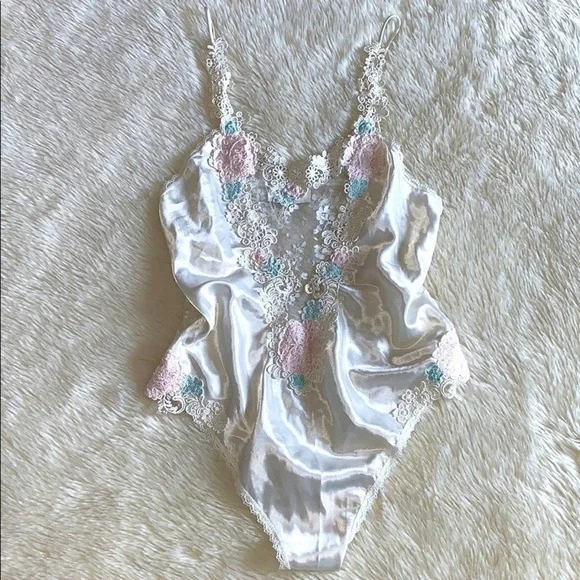 Rare Victoria’s Secret Floral Embroidered Teddy
